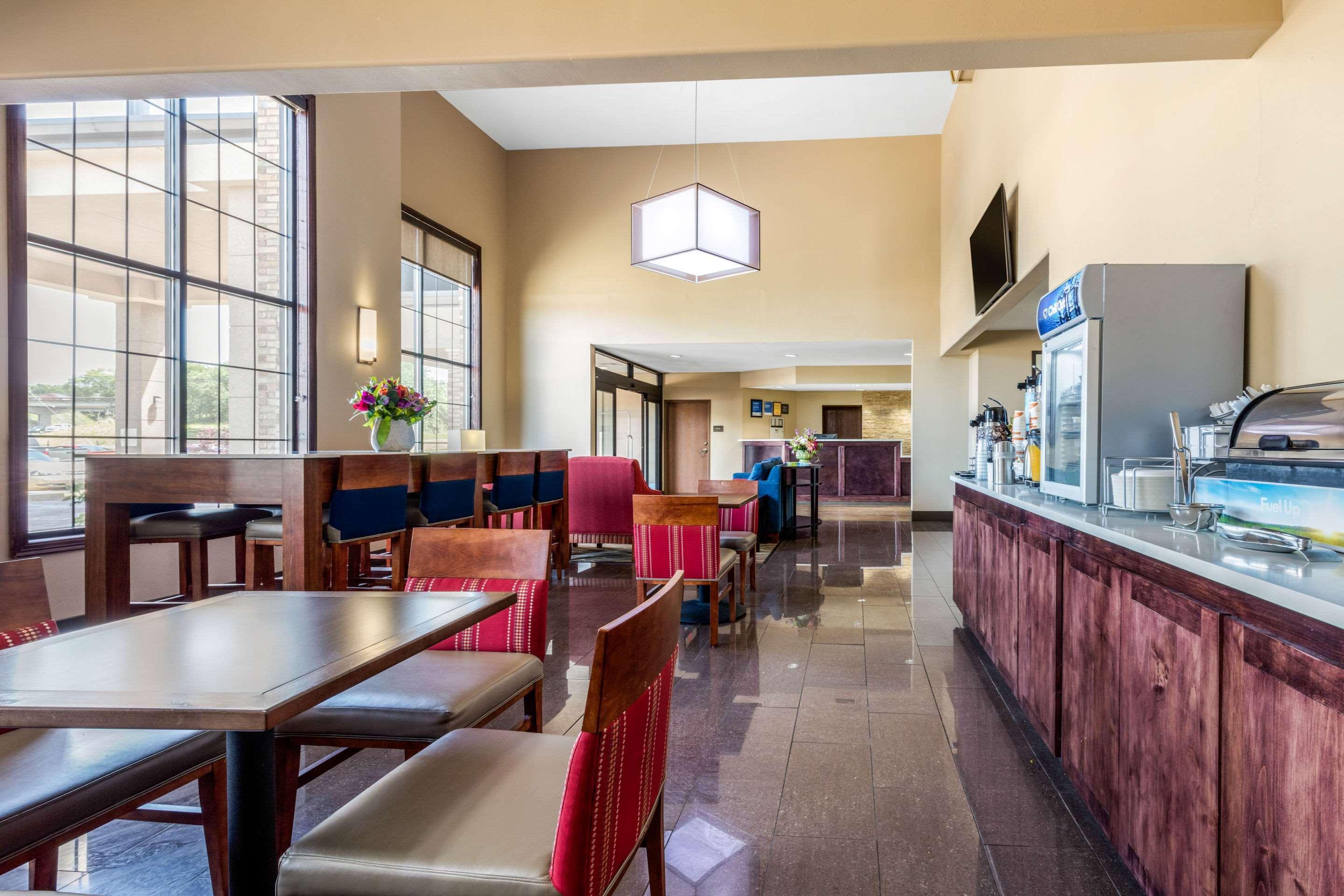 Comfort Inn & Suites McComb Ngoại thất bức ảnh